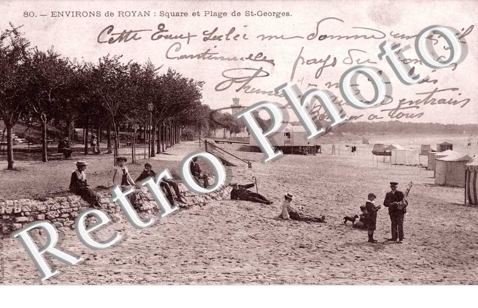 Square et plage de Saint George