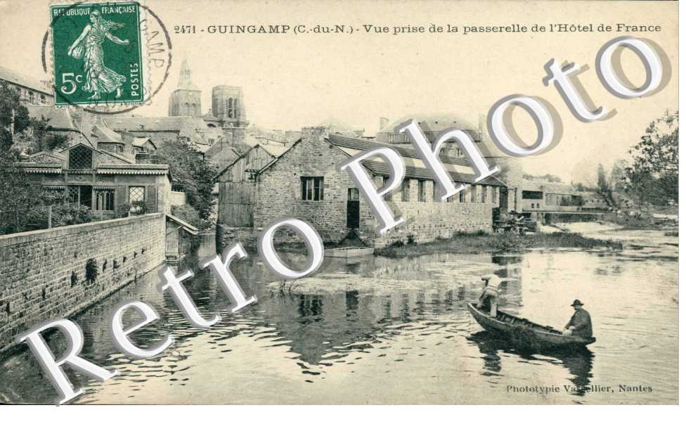 Vue prise de la Passerelle de l'Hotel de France