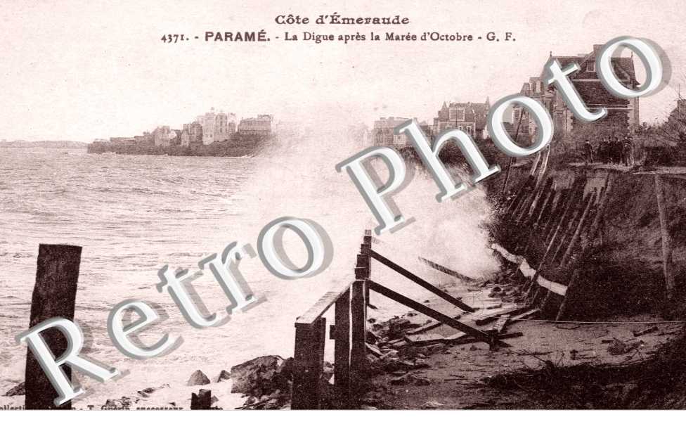 La Digue apres la maree d'octobre 1905