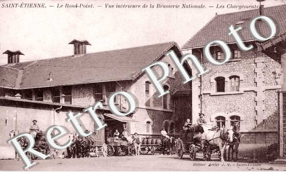 Le Rond Point - Vue Interieur de la Brasserie Nationale - Les Chargements