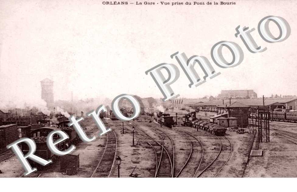La Gare - Vue prise du pont de la Bourie