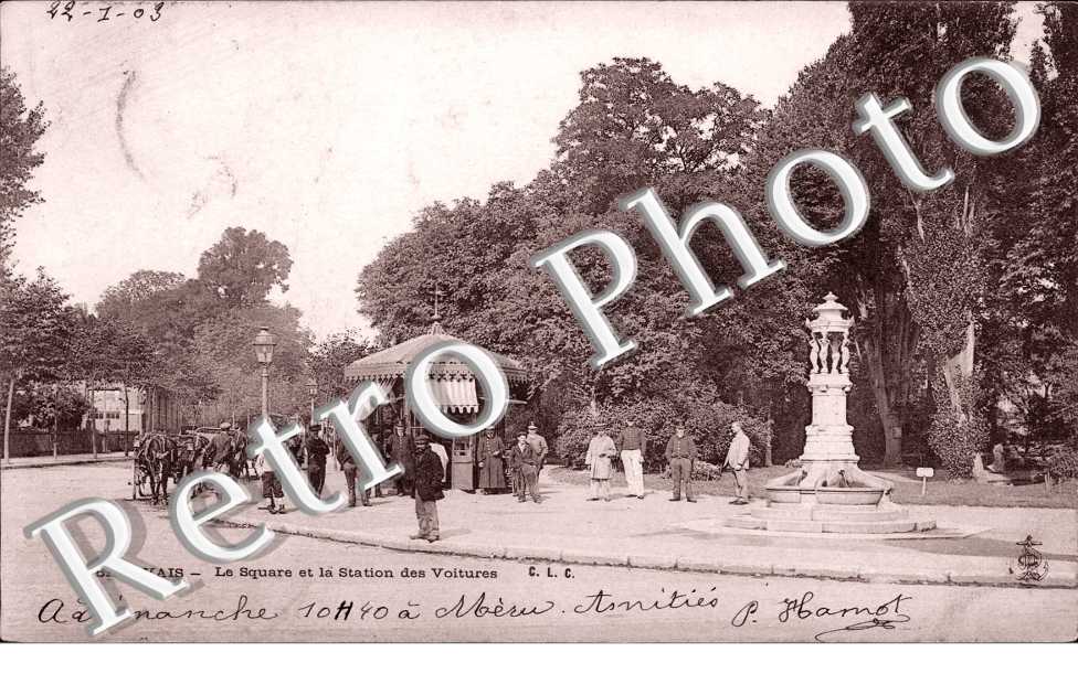 Le Square et la Station des Voitures