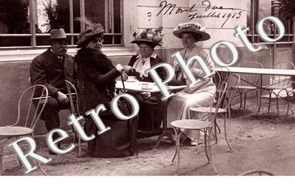 curistes Nouvel Hotel  juillet 1913