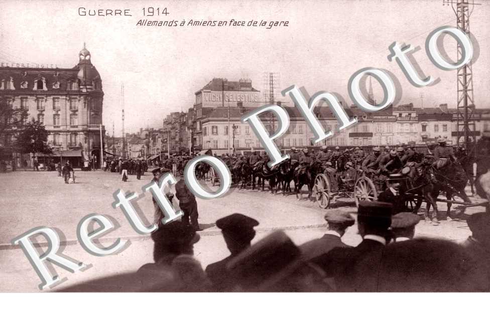 Allemands en face de la gare  Guerre 1914