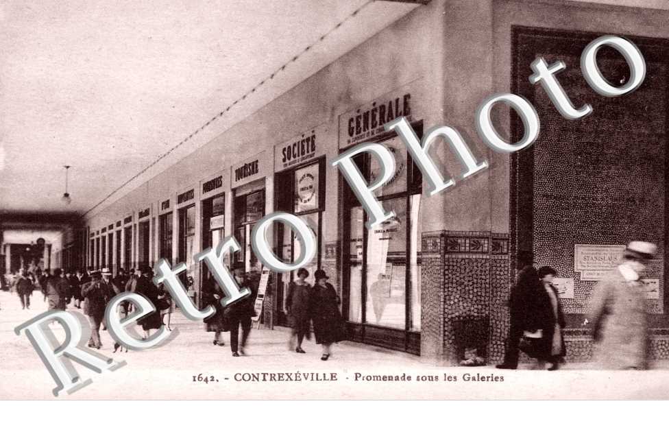 PROMENADE SOUS LES GALERIES