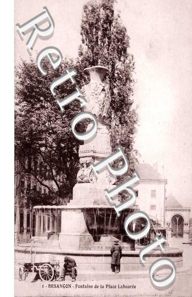 Fontaine de la place Labouree