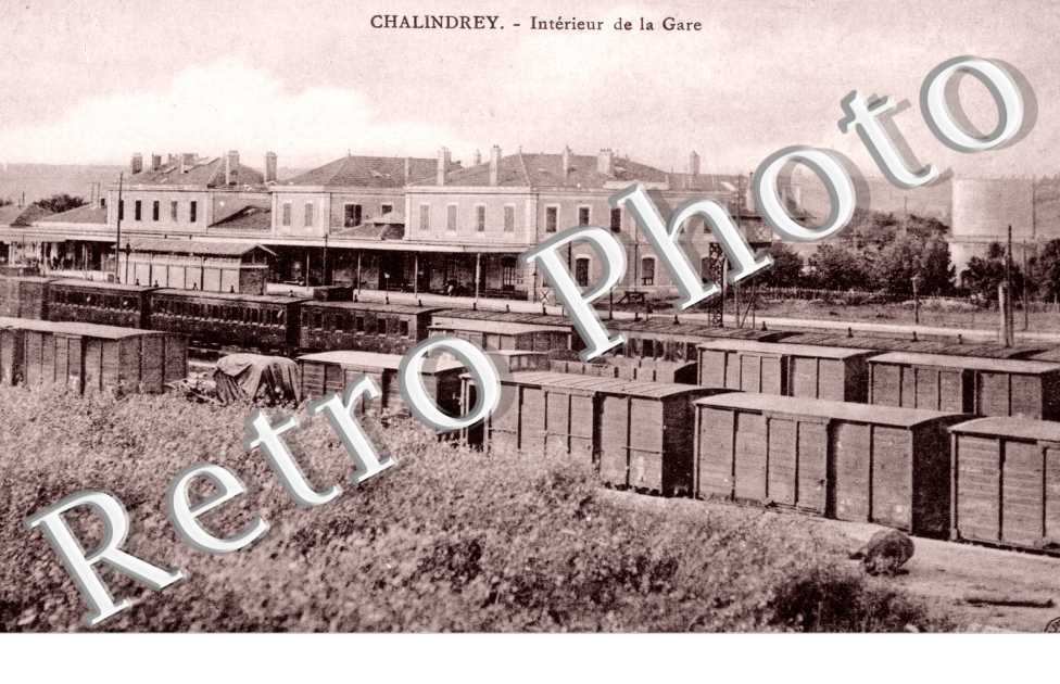 Chalindrey -  interieur de la gare
