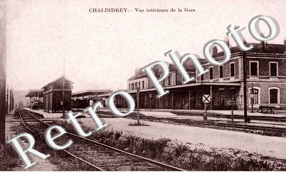Chalindrey - vue interieure de la gare