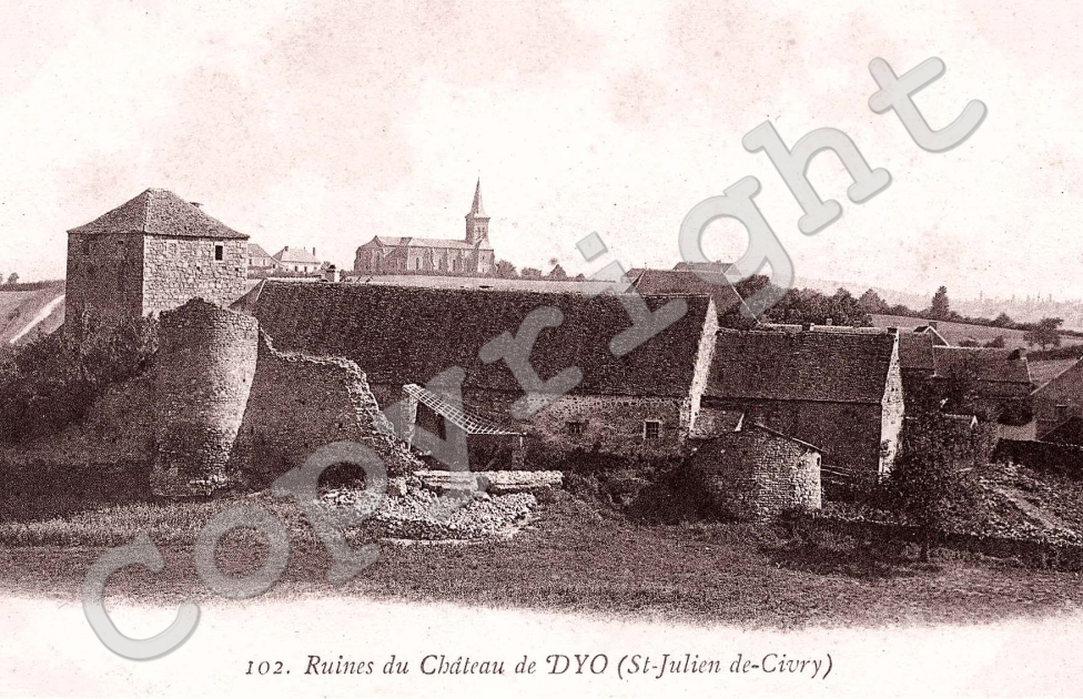 RUINES DU CHATEAU de Dyo