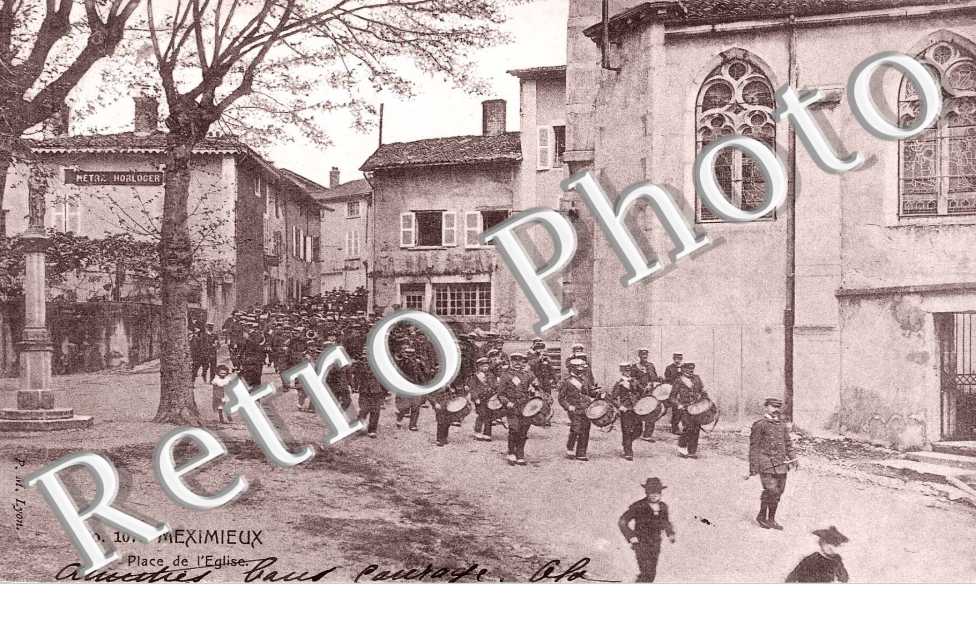 PLACE DE L&#039;EGLISE