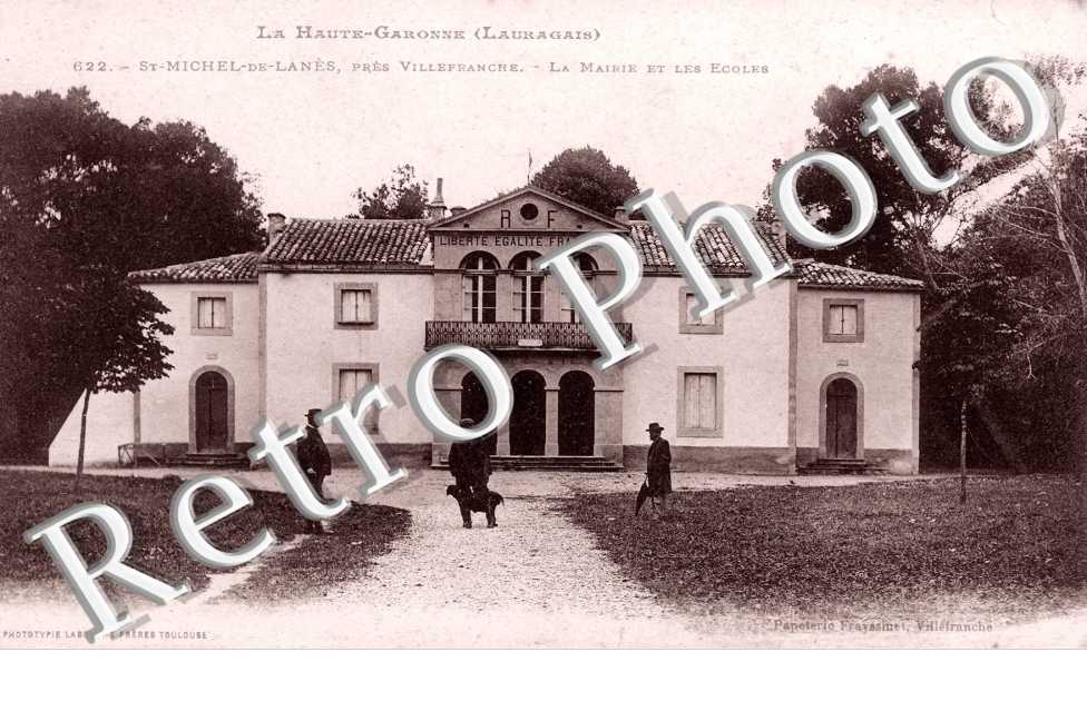 la Mairie et les ecoles