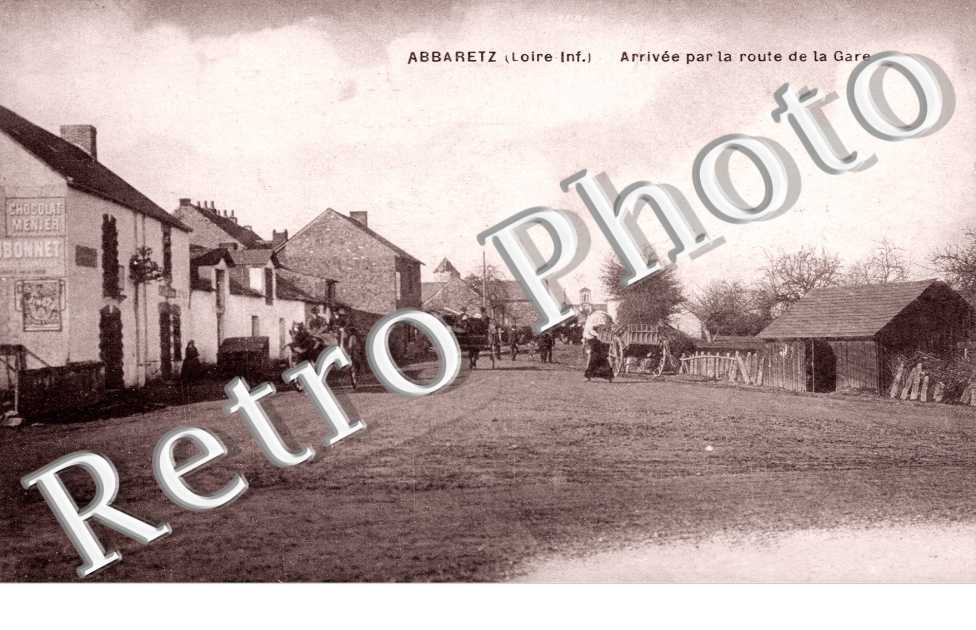 arrivee par la route de la gare