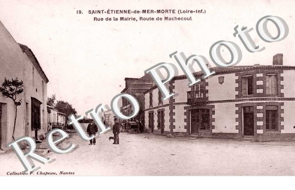 rue de la mairie, route de Machecoul
