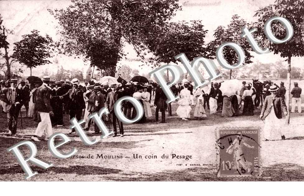 Courses de Moulins Un coin du pesage
