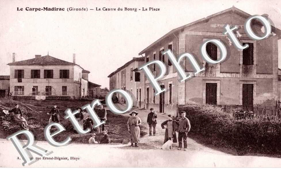 le Carpe Madirac Le centre du Bourg La place