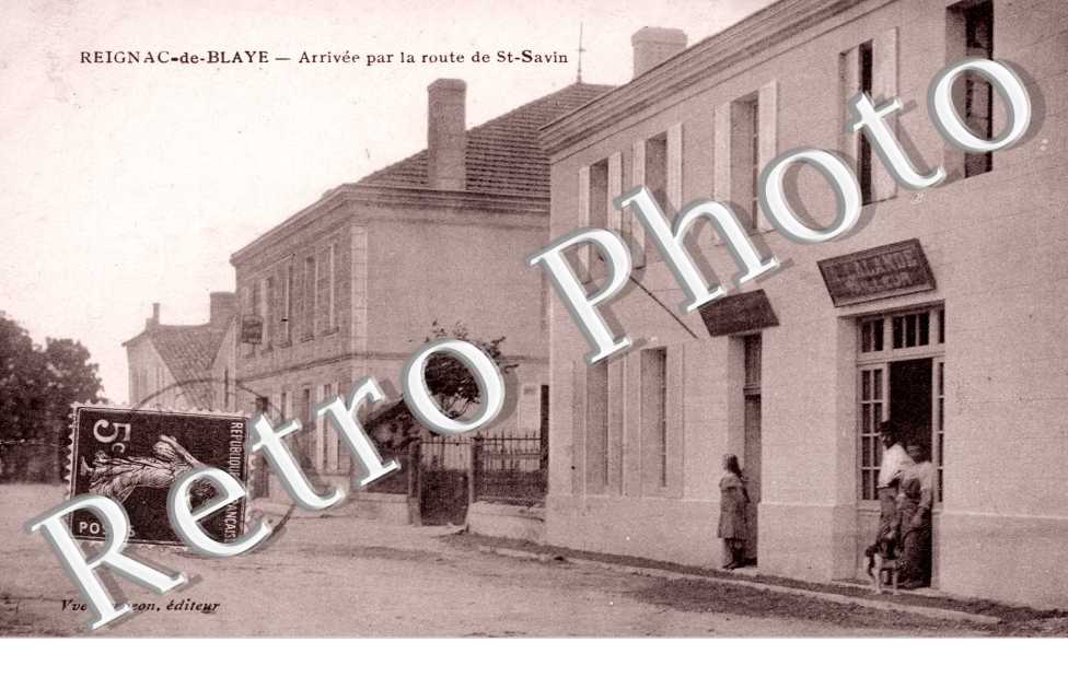 arrivee par la route de Saint-Savin