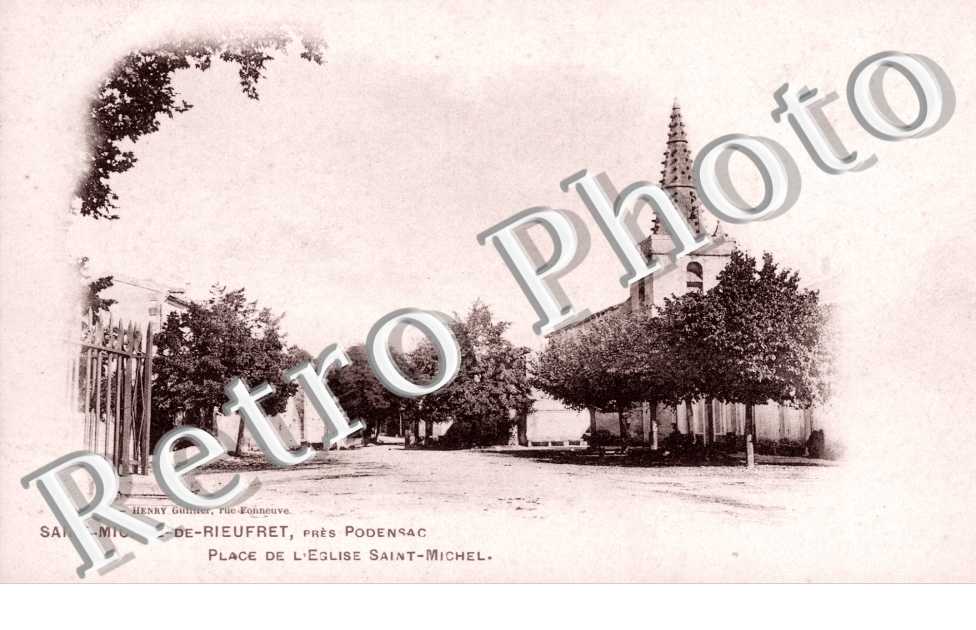 place de l'eglise Saint-Michel