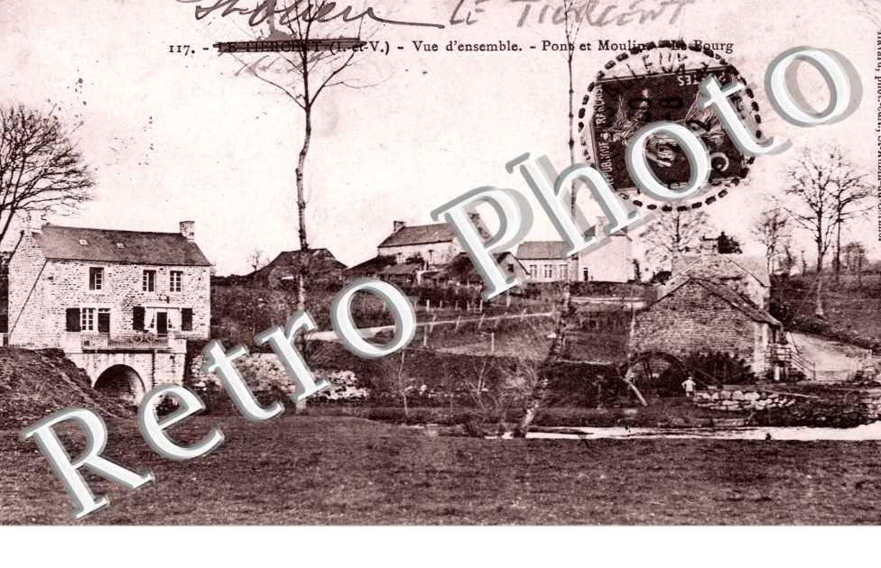 vue d&#039;ensemble Pont et Moulin Le Bourg