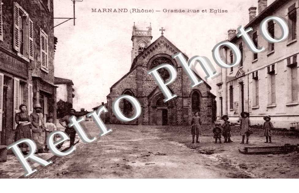 Grande rue et eglise