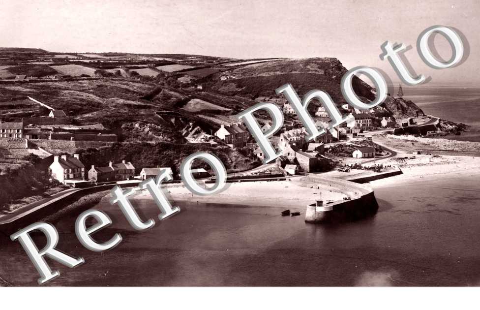 Les deux plage et le bourg