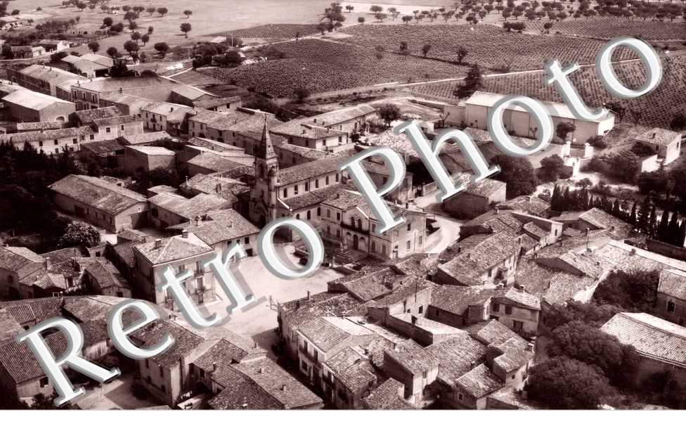 vue generale aerienne, la place
