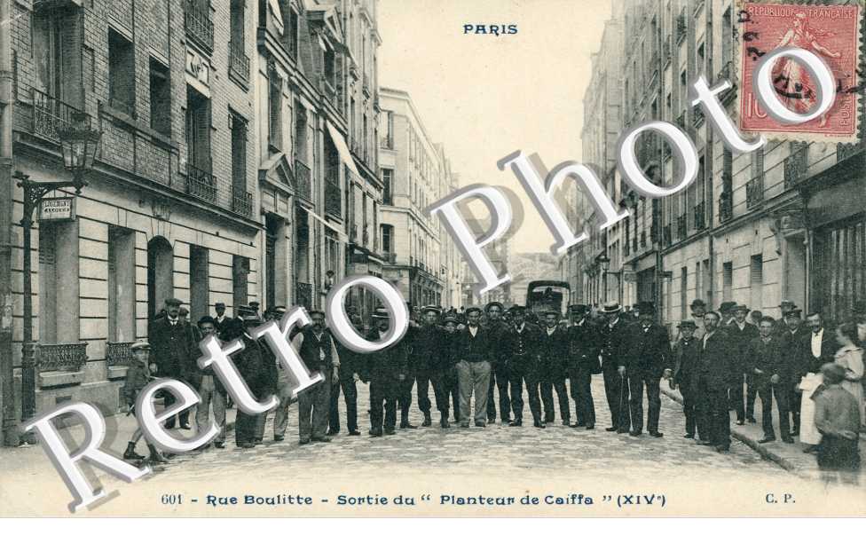 Rue Boulitte Sortie du " Planteur de Caiffa "