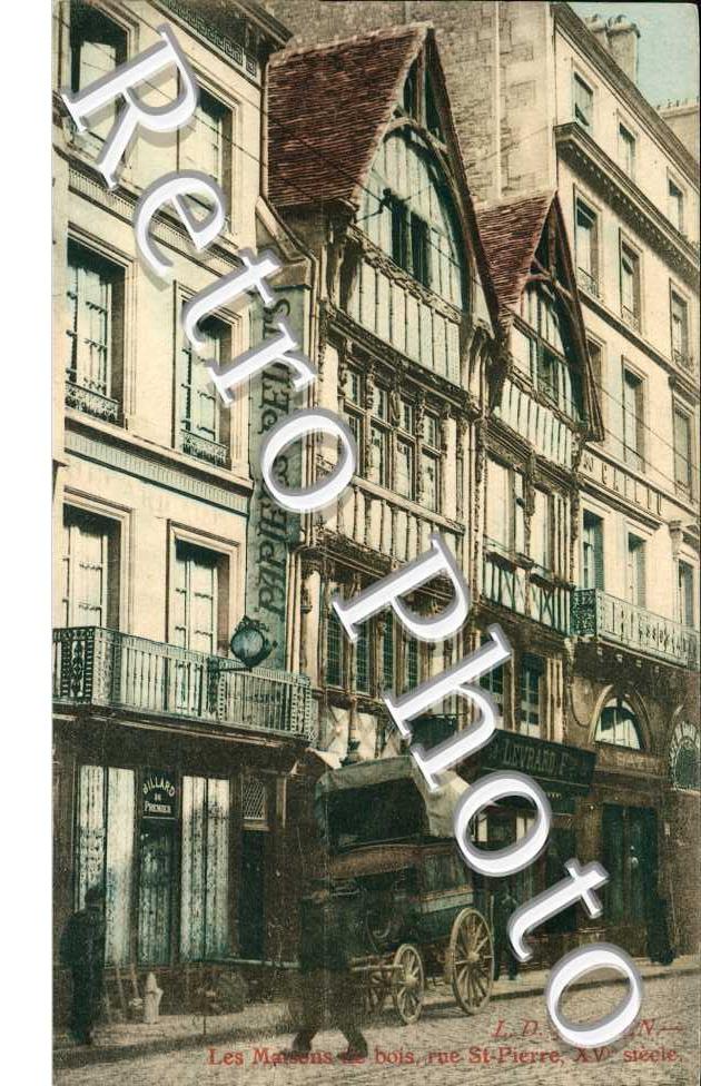 Les Maisons de Bois rue Saint Pierre