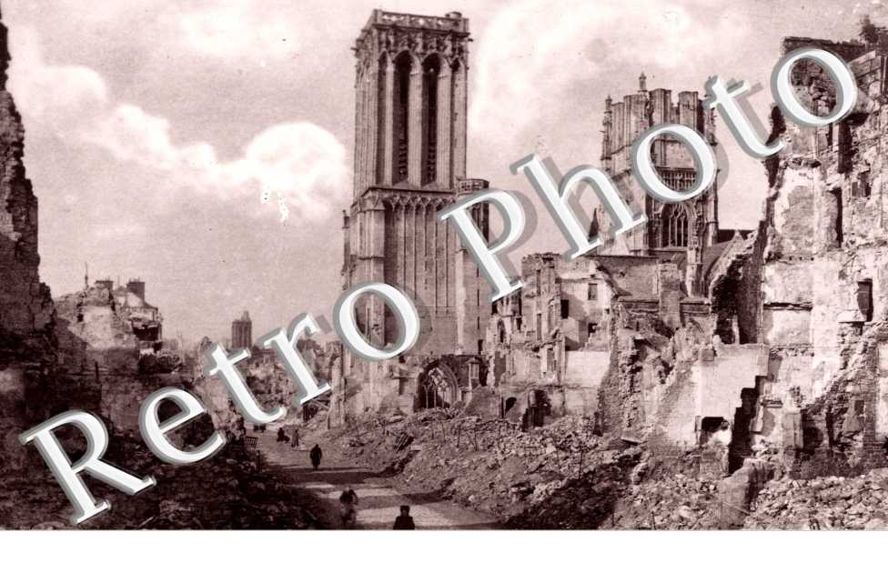 Rue et Eglise saint Jean - Ruines