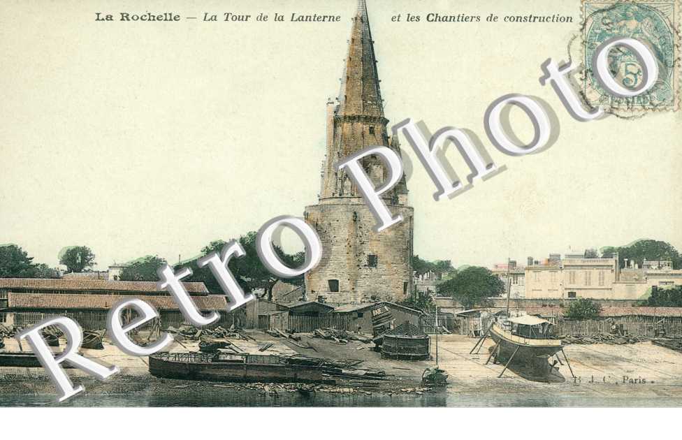La Tour de la Lanterne et les Chantiers de Construction