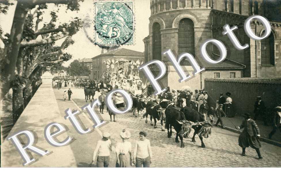Un Defile a Fourviere