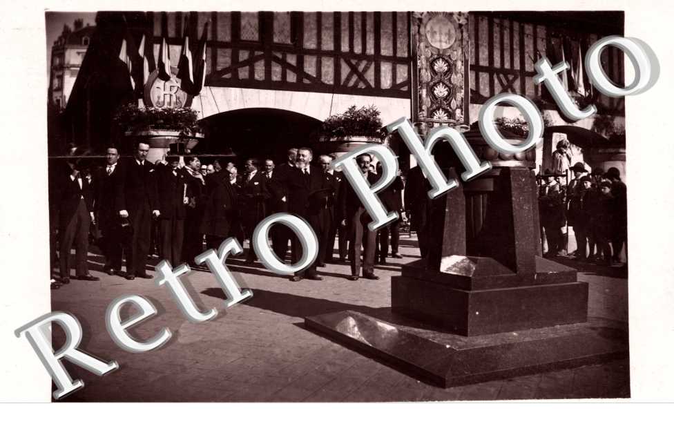 Une Commemoration