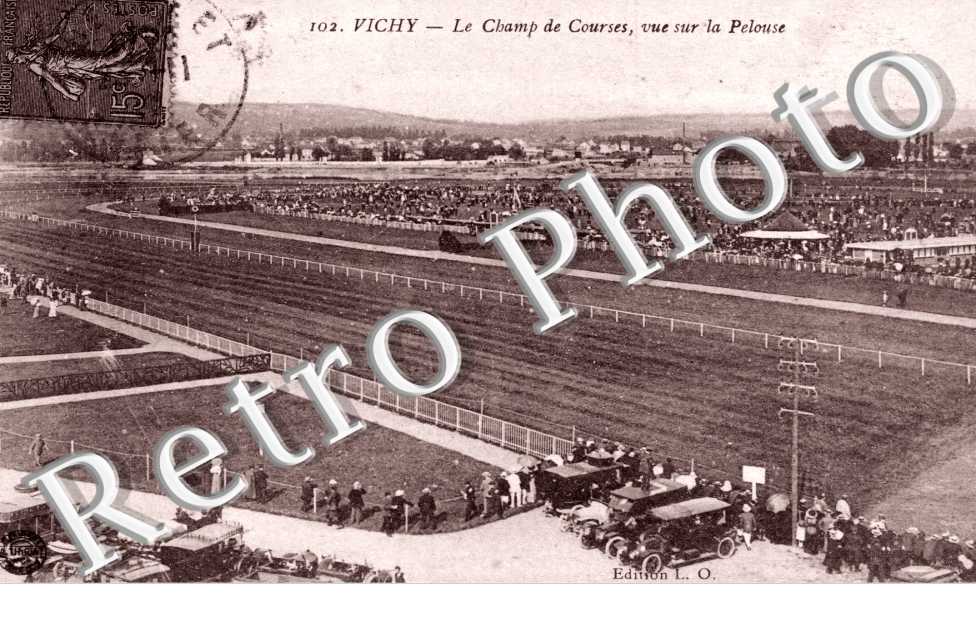 le champ de courses, vue sur la pelouse