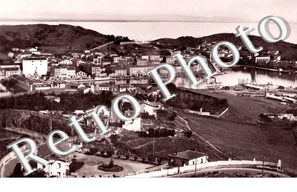 Vue generale du port