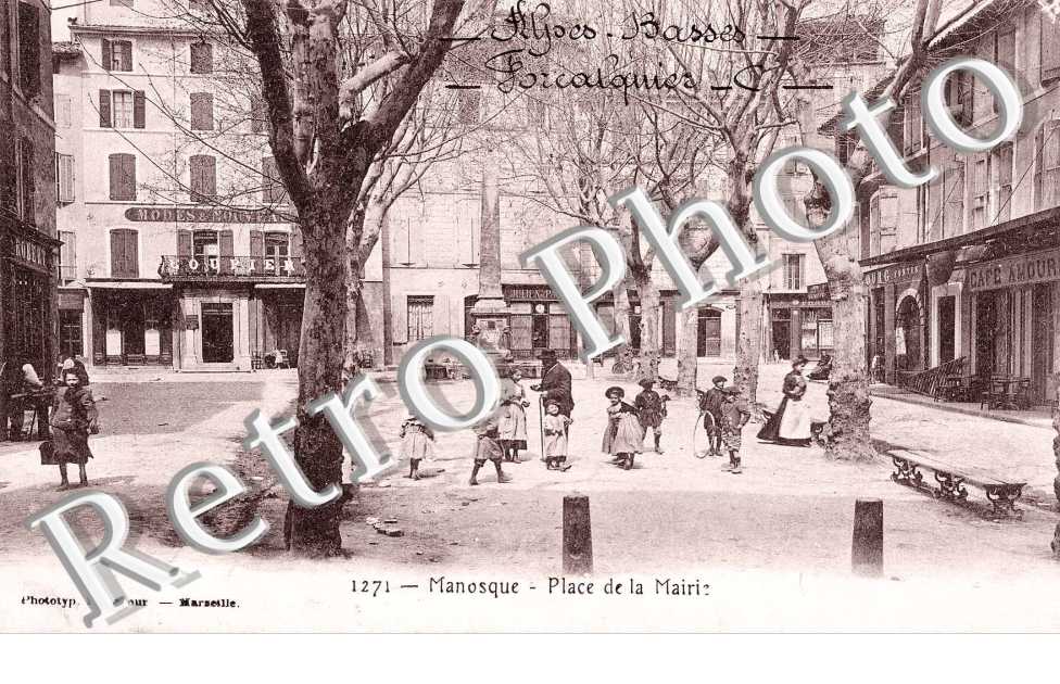 place de la mairie  Lacour 1271