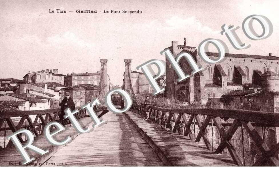 Le pont suspendu
