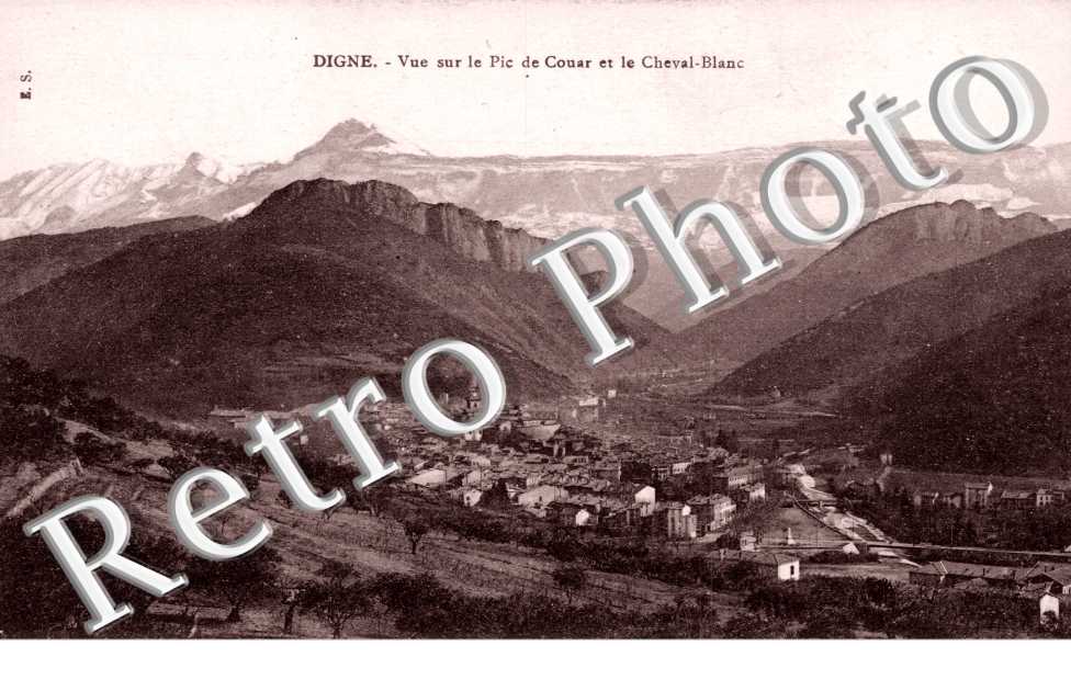 Vue sur le Pic de Couar et le Cheval Blanc