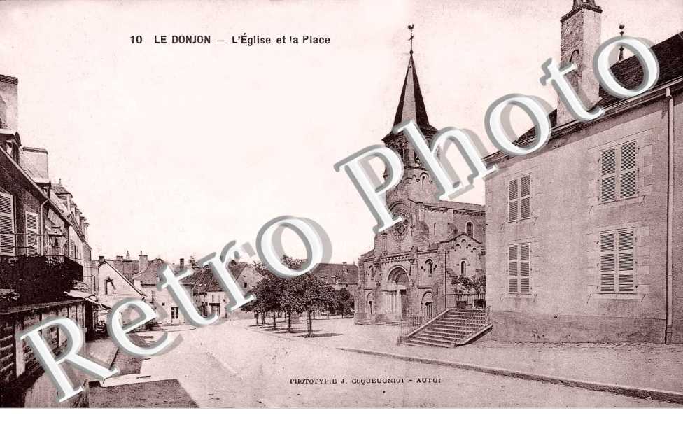 L&#039;Eglise et la Place