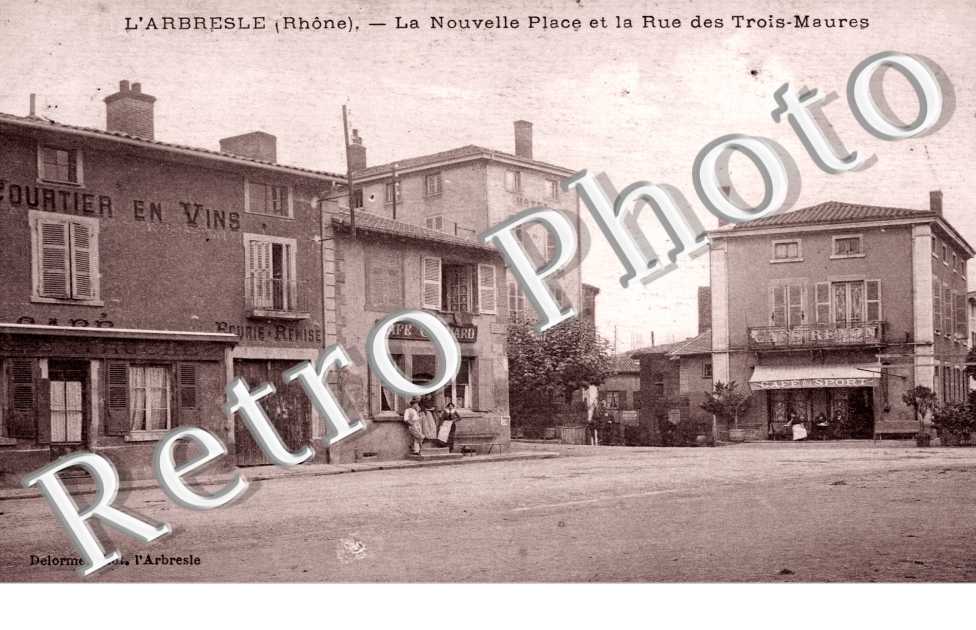 la Nouvelle Place et la Rue des Trois-Maures