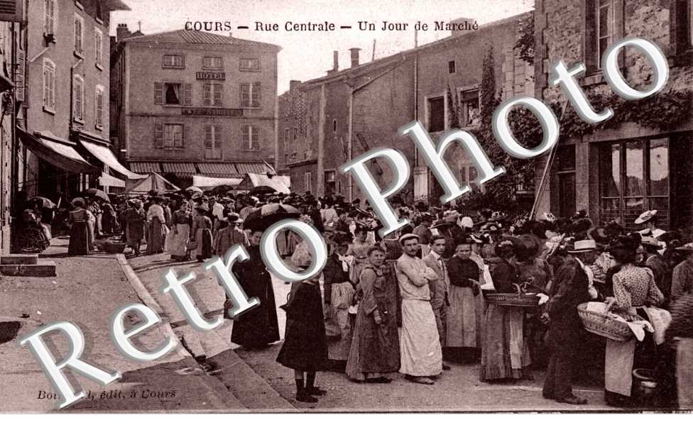Rue centrale - Un jour de marche