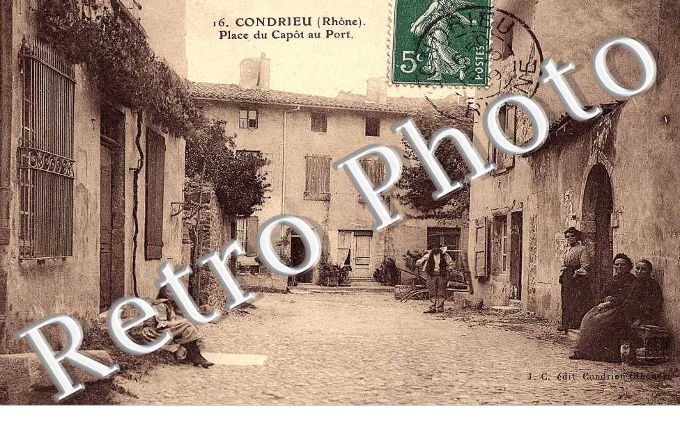 Place du capot au port