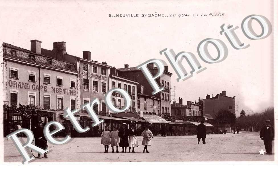 Le quai et la place  - cafe du commerce - cafe Neptune - cafe Audubon