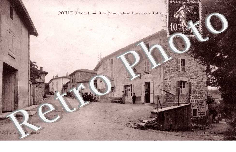 la Rue Principale et le Bureau de Tabac