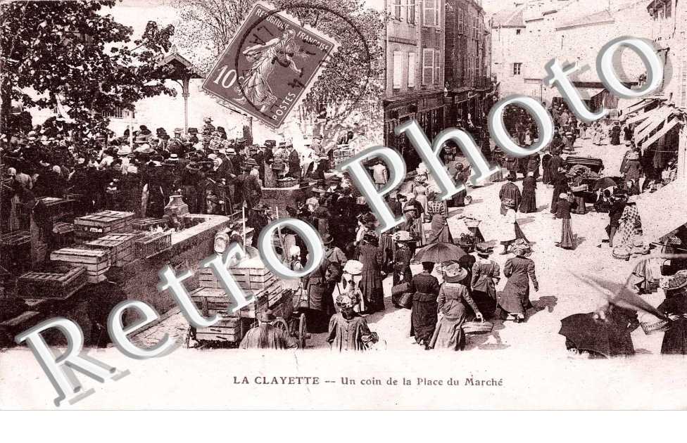 Un coin de la place du marche