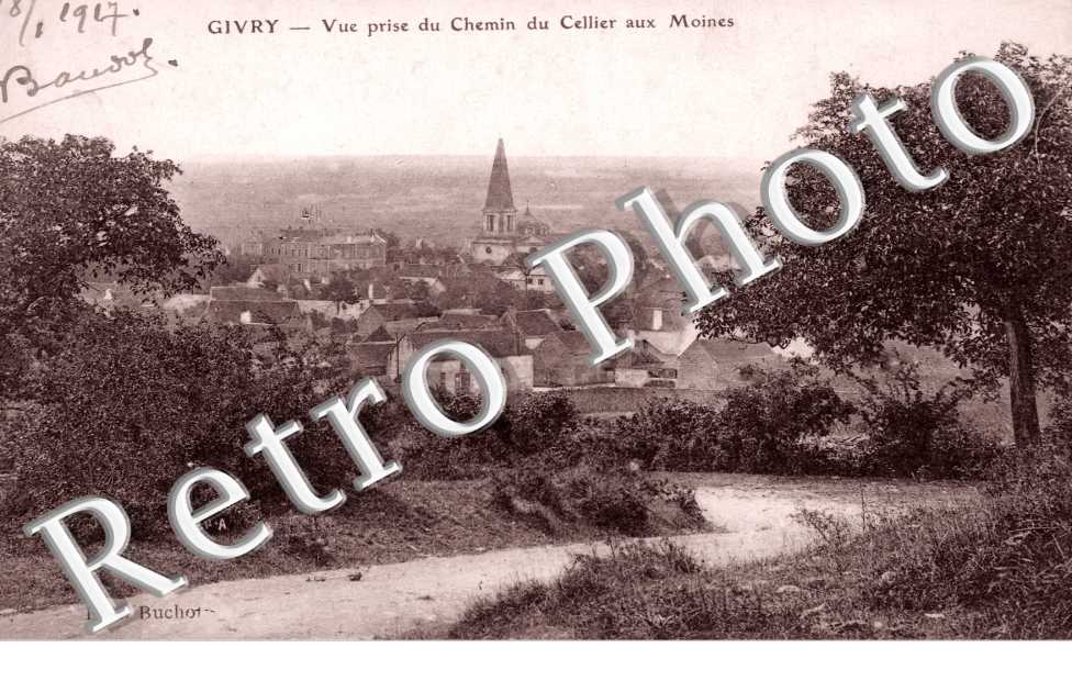 Vue prise du Chemin du Cellier aux Moines