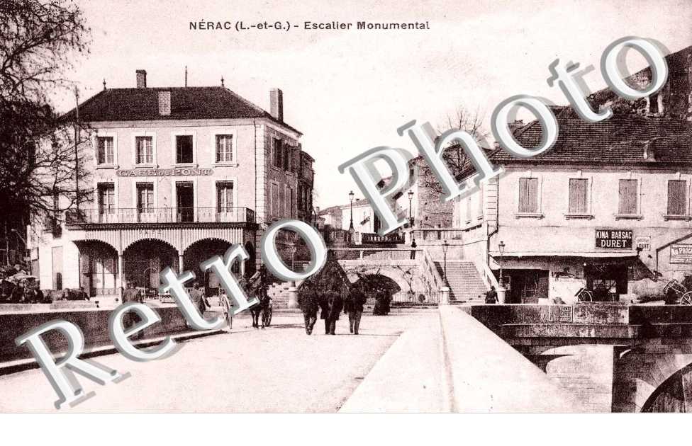 ESCALIER MONUMENTAL
