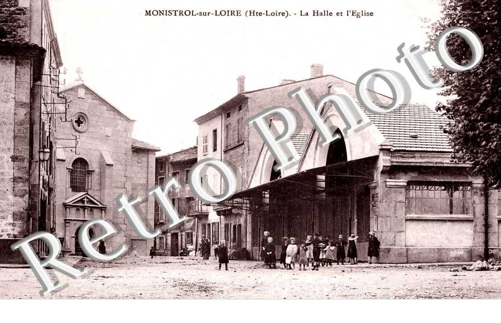 la halle et l&#039;eglise