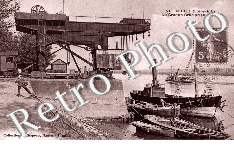 la grande grue prise du quai