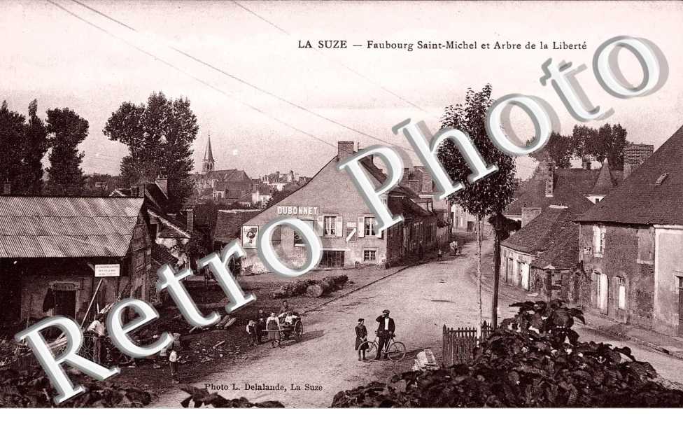 Faubourg Saint Michel et arbre de la liberte