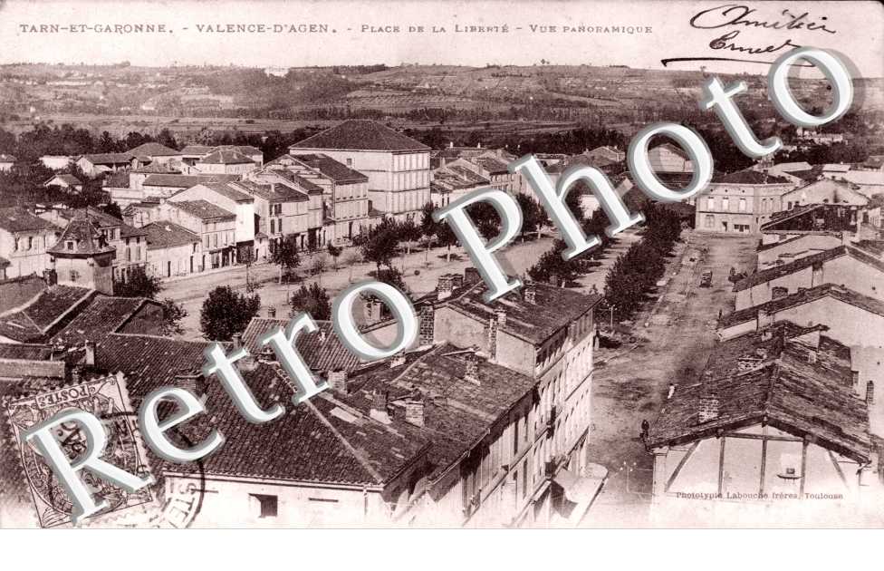 la Place de la Liberte, Vue Panoramique
