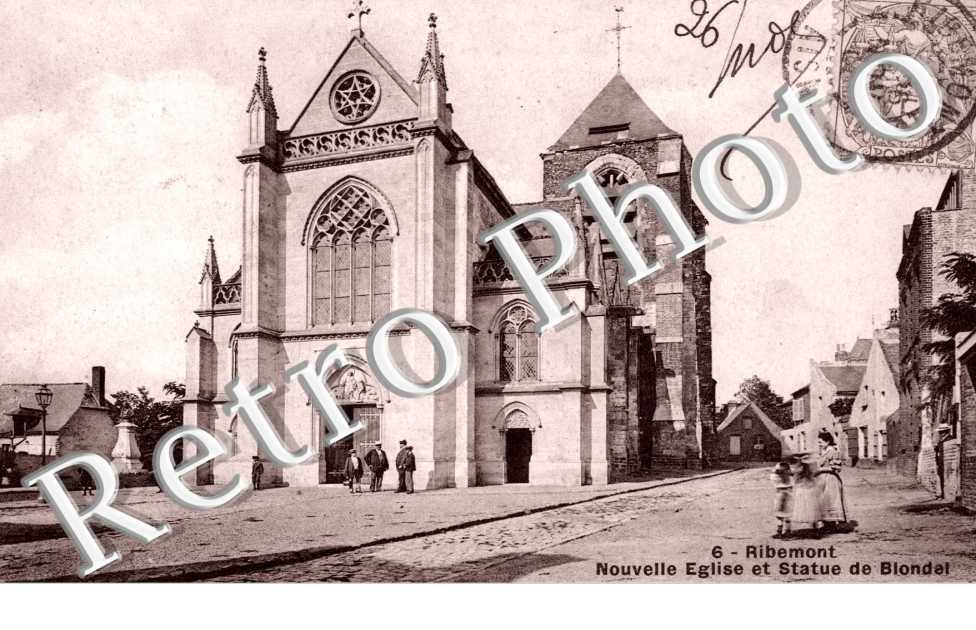 Nouvelle Eglise et Statue de Blondel